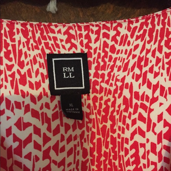 Maternity wrap dress - Picture 3 of 3